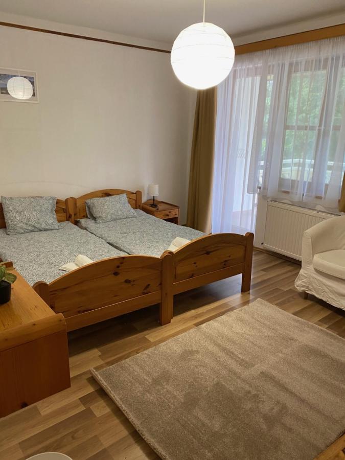 Global Apartmanhaz Vonyarcvashegy Buitenkant foto