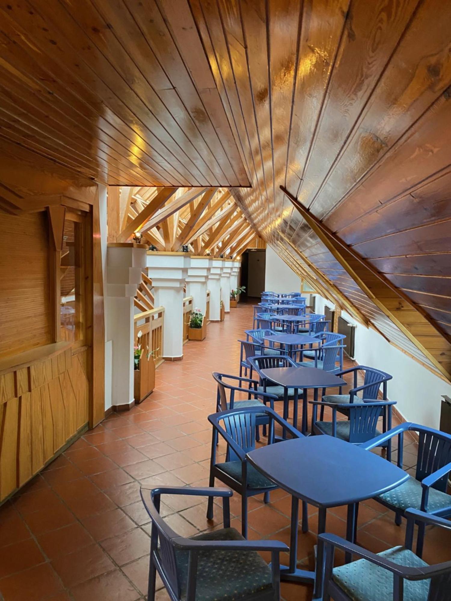 Global Apartmanhaz Vonyarcvashegy Buitenkant foto